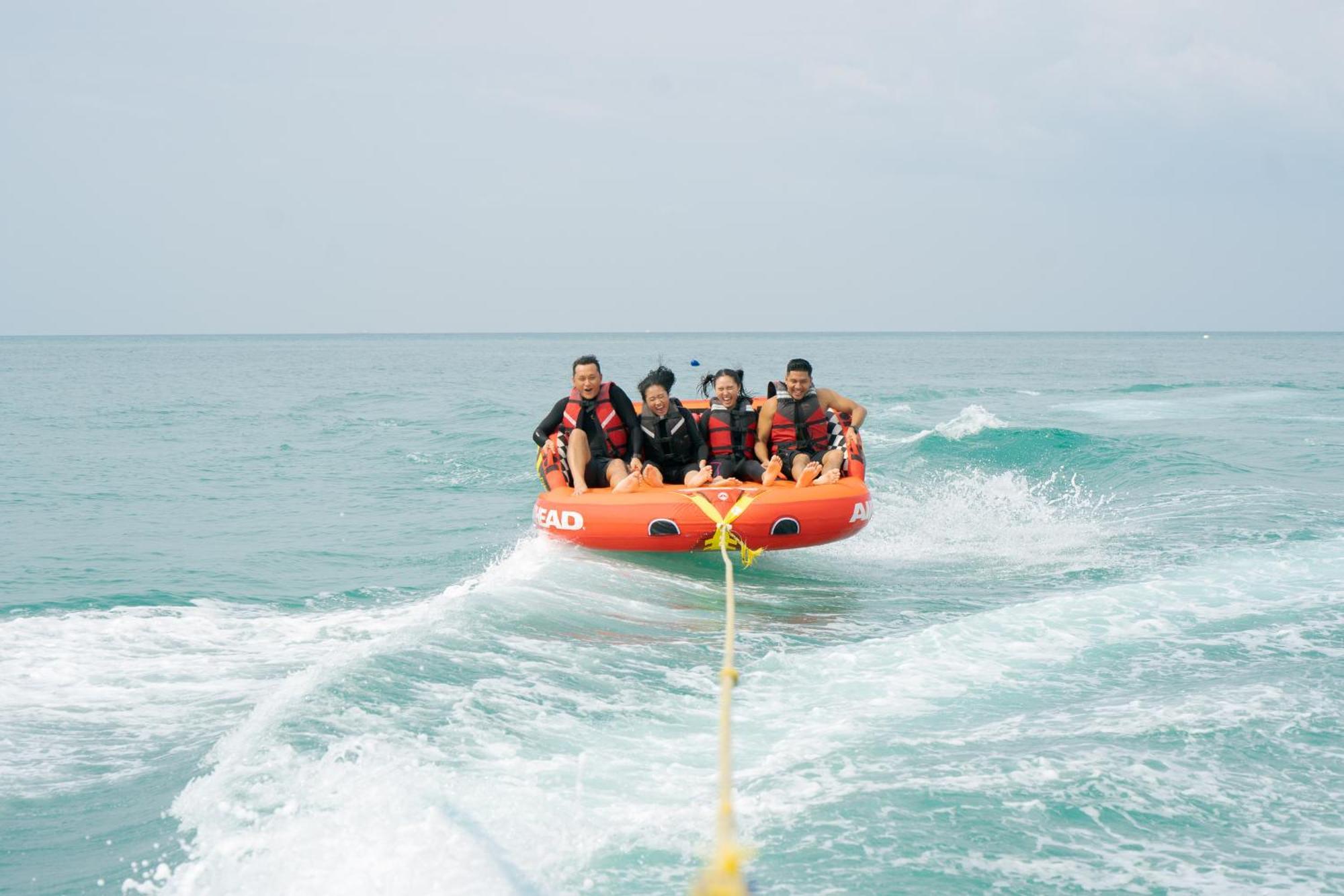 Nirwana Beach Club Lagoi Exterior foto